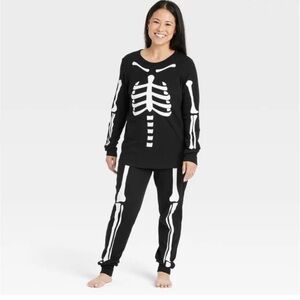 Hyde and Eek skeleton graphic pajama set
